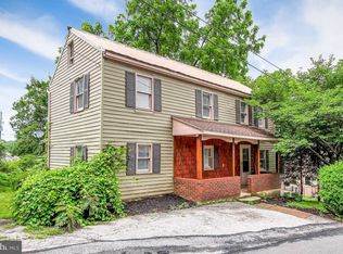 870 Locust Ave, Manchester, PA 17345