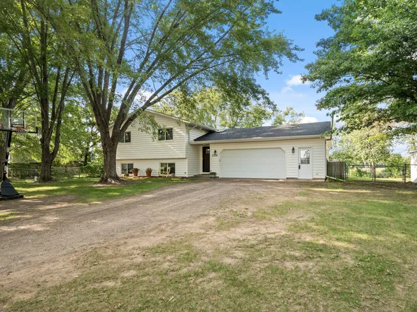 5710 314th St, Stacy, MN 55079