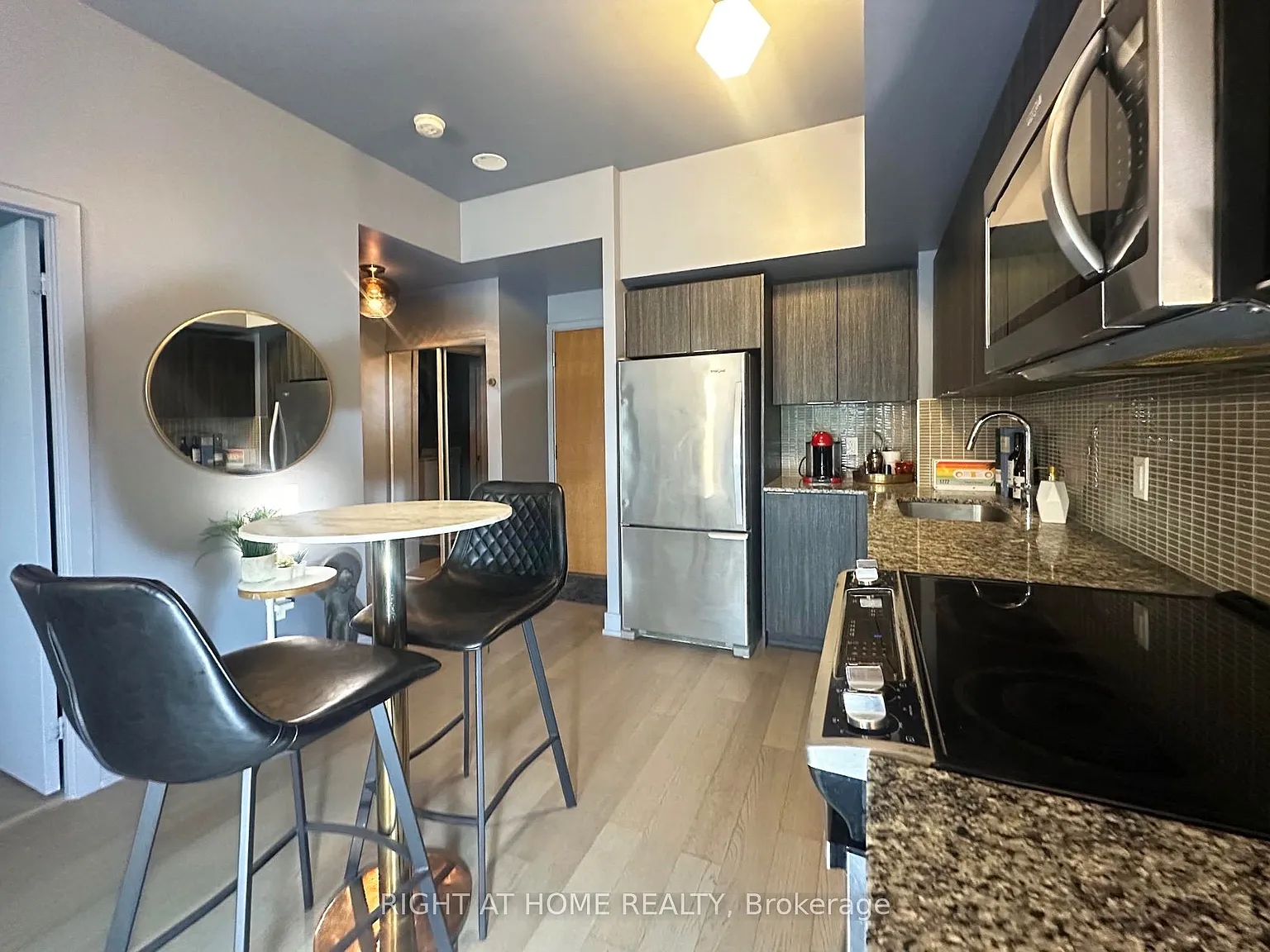 1 bed, $2,500 — Photo 2
