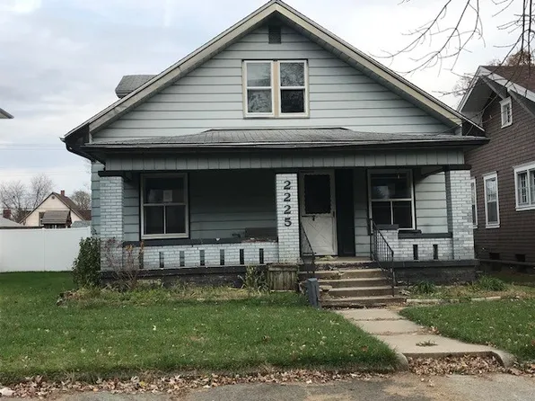 2225 N 11th St, Terre Haute, IN 47804