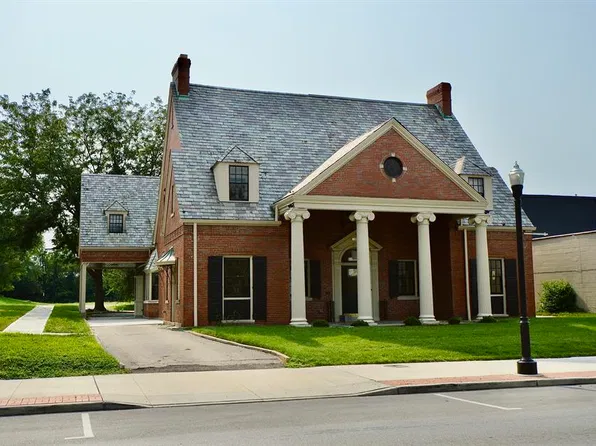1005 Madison