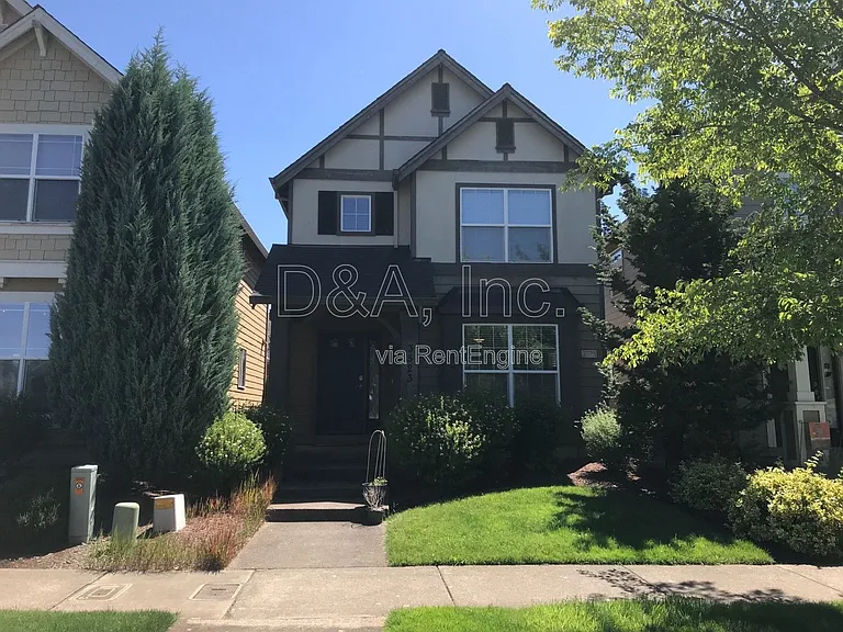 3523 SE Midvale Dr — Photo 1