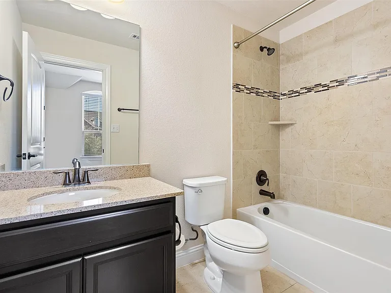 8417 Evelina Trl — Photo 33