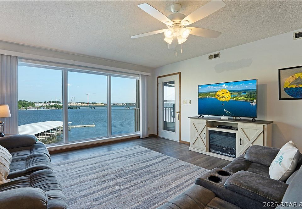 1st image of 875 Parkside Pl #B201