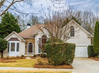 4015 Canterbury Walk Dr, Duluth, GA 30097