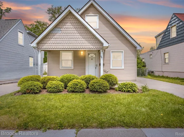 84 W Browning Ave, Hazel Park, MI 48030