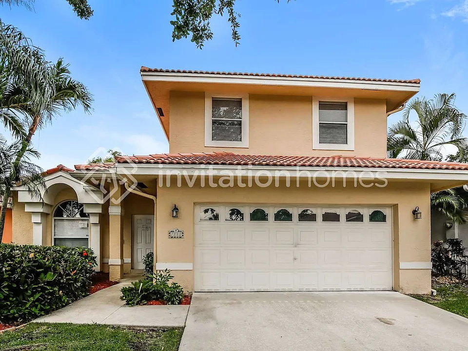 7712 Highlands Cir