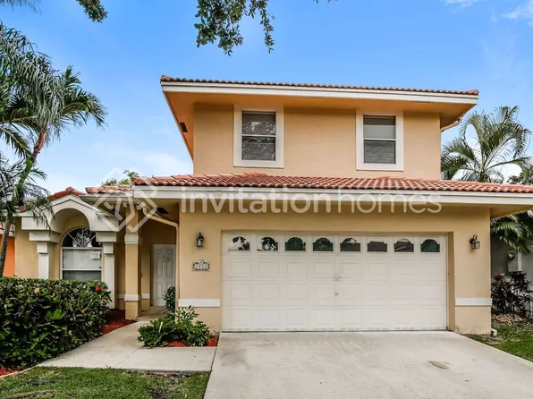 7712 Highlands Cir, Pompano Beach, FL 33063