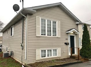 138 Carlton St, Saint Catharines, ON L2R 7S6