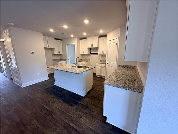 5th image of 4308 Alden Cir E