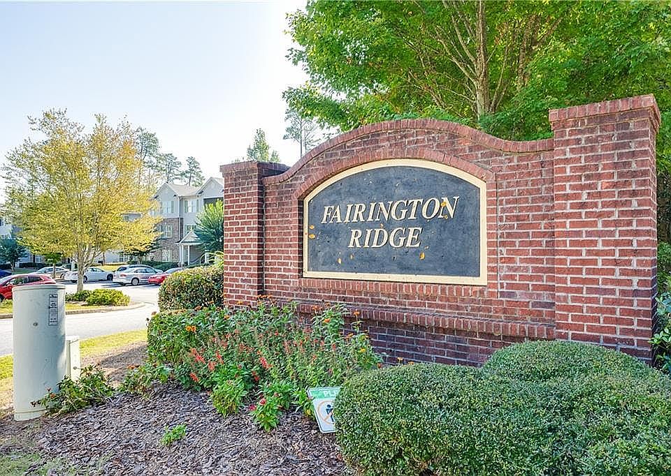 Fairington Ridge Community is across from the beautiful Fairington Park
