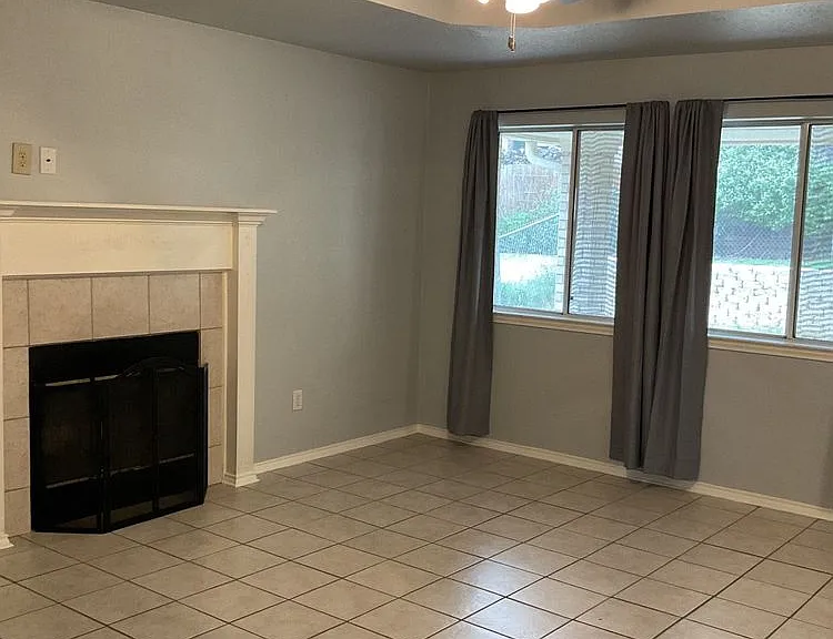 4507 Twin Oaks Cir — Photo 13