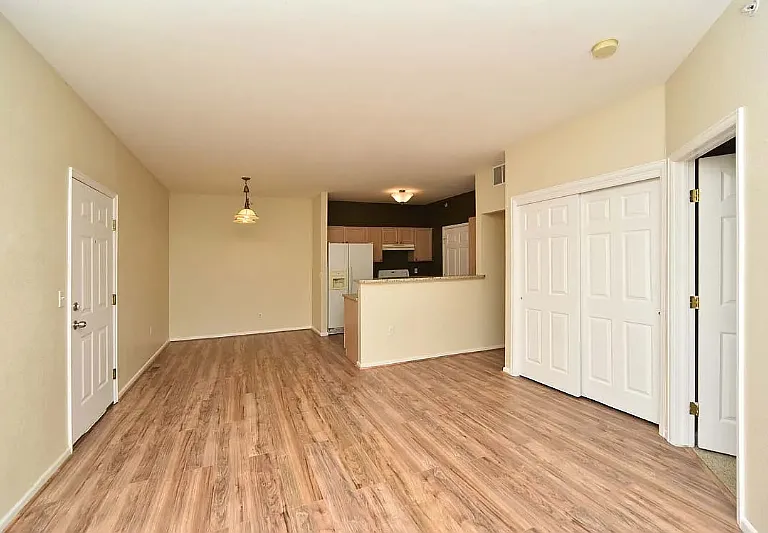 2430 W 82nd Pl #2B — Photo 10