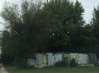 108 E 13th St, Lamar, MO 64759