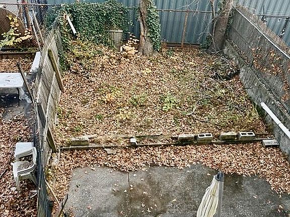 2nd image of 175 Chestnut St