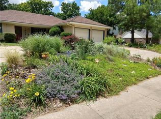 1632 S Berry Rd, Norman, OK 73072