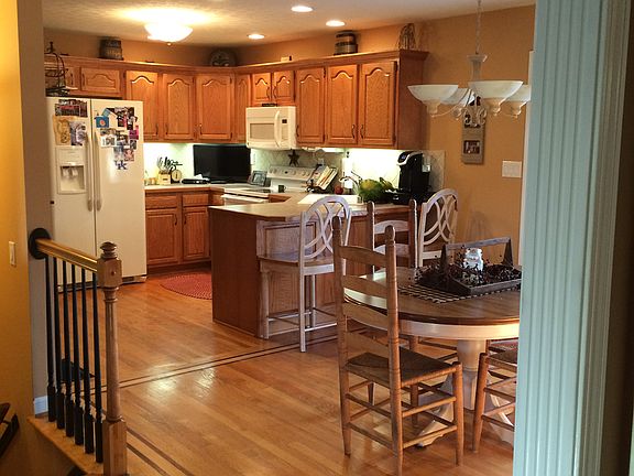3rd image of 6314 Winding Stream Dr
