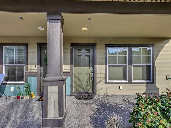 2nd image of 4418 135th Pl SE Unit 4