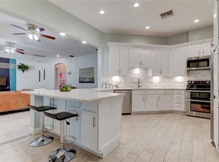 1444 Hounds Hollow Ct, Lutz, FL 33549