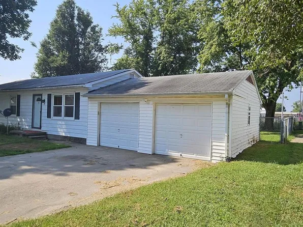 34 Mohawk St, Mc Clure, IL 62957