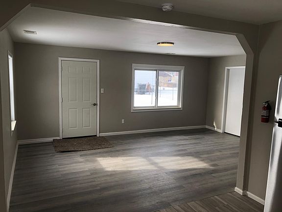 4th image of 1010 Orange St