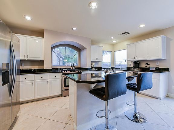 5th image of 10852 Fishers Island St