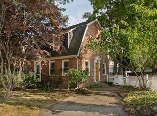 31 Saratoga Way, Portsmouth, NH 03801