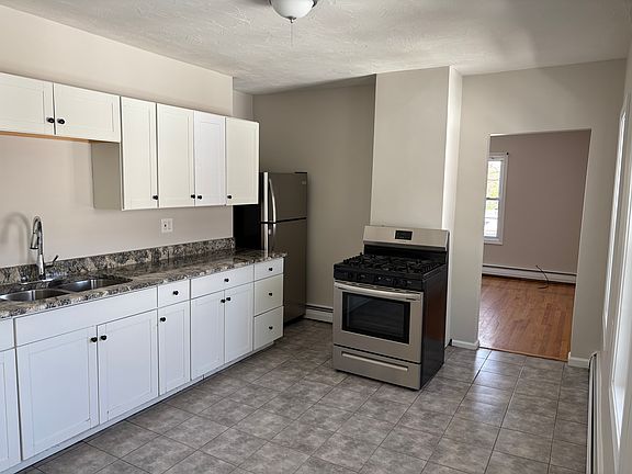 5th image of 14-20 Quigley Ave #16