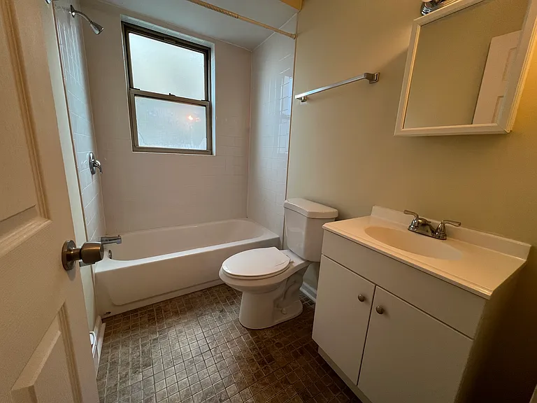Squirrel HIll Properties — Photo 13