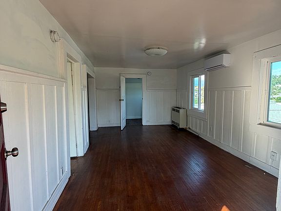 3rd image of 2267 Ewing St #1