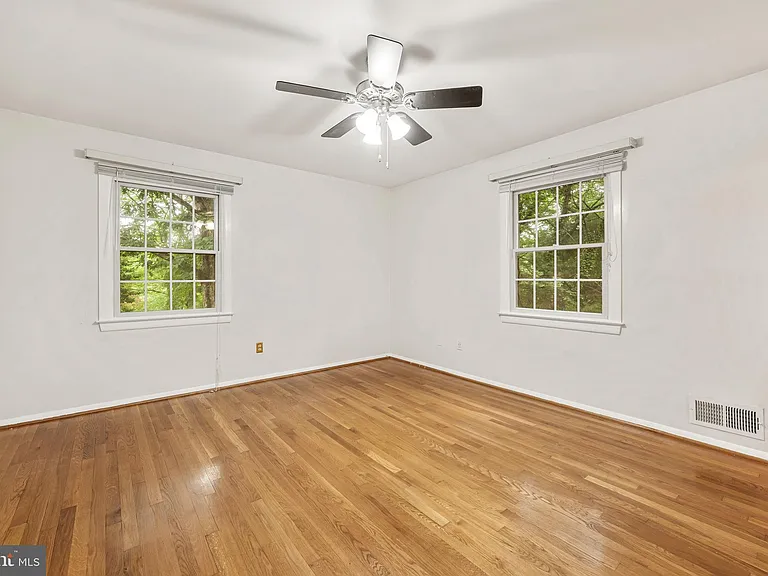 6711 Doane Ave — Photo 12