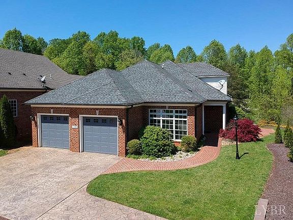 4th image of 1103 Governors Ln