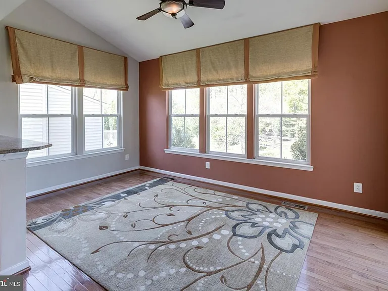 12760 Manor Hall Ct — Photo 17