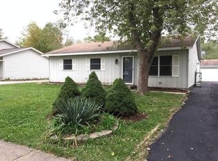 831 Poplar Ln, Bolingbrook, IL 60440