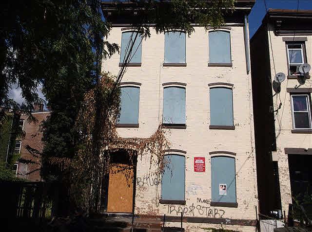 1st image of 164 1st St
