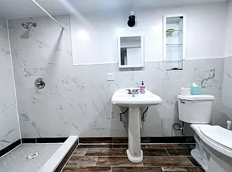 Rented by Voro Purple LLC