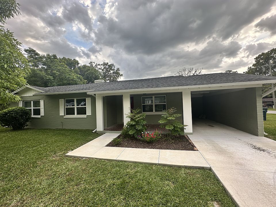 1st image of 608 SE 30th Ave