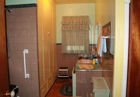 4th image of 5034 E Margaret St