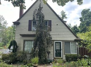 1725 Charlton Ave, Ann Arbor, MI 48103