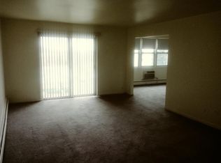 7121 N Ridge Blvd APT 409, Chicago, IL 60645