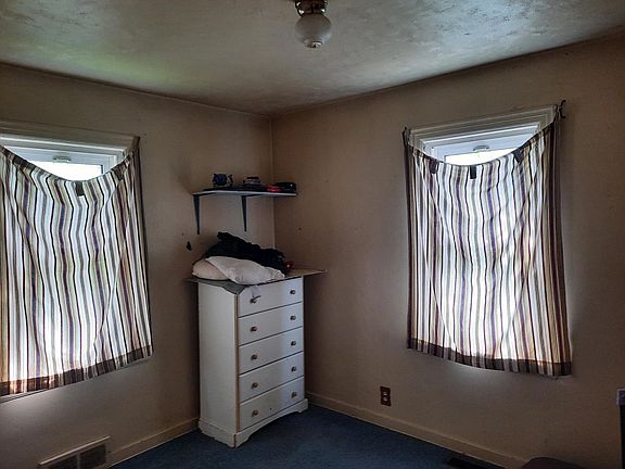 5th image of 815 Pettibone Ave