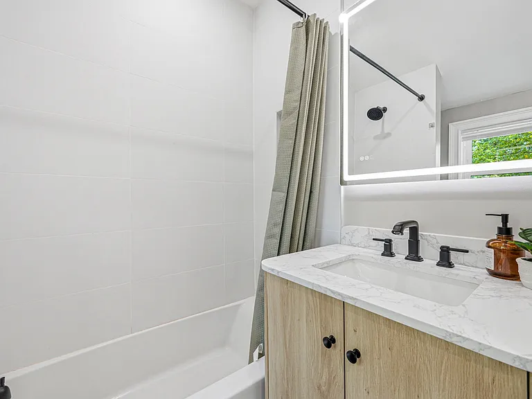 63 Russell Rd — Photo 11