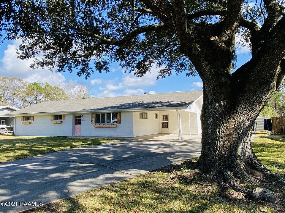 1st image of 2217 Louisiana Dr