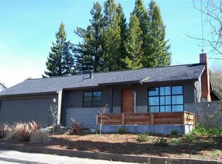 1532 Oakleaf Ave, Healdsburg, CA
