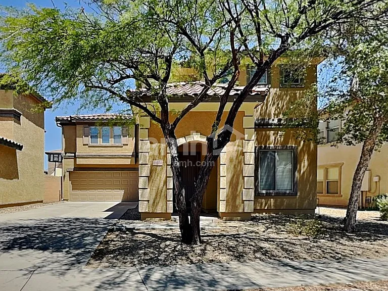 18554 W Mariposa Dr — Photo 1