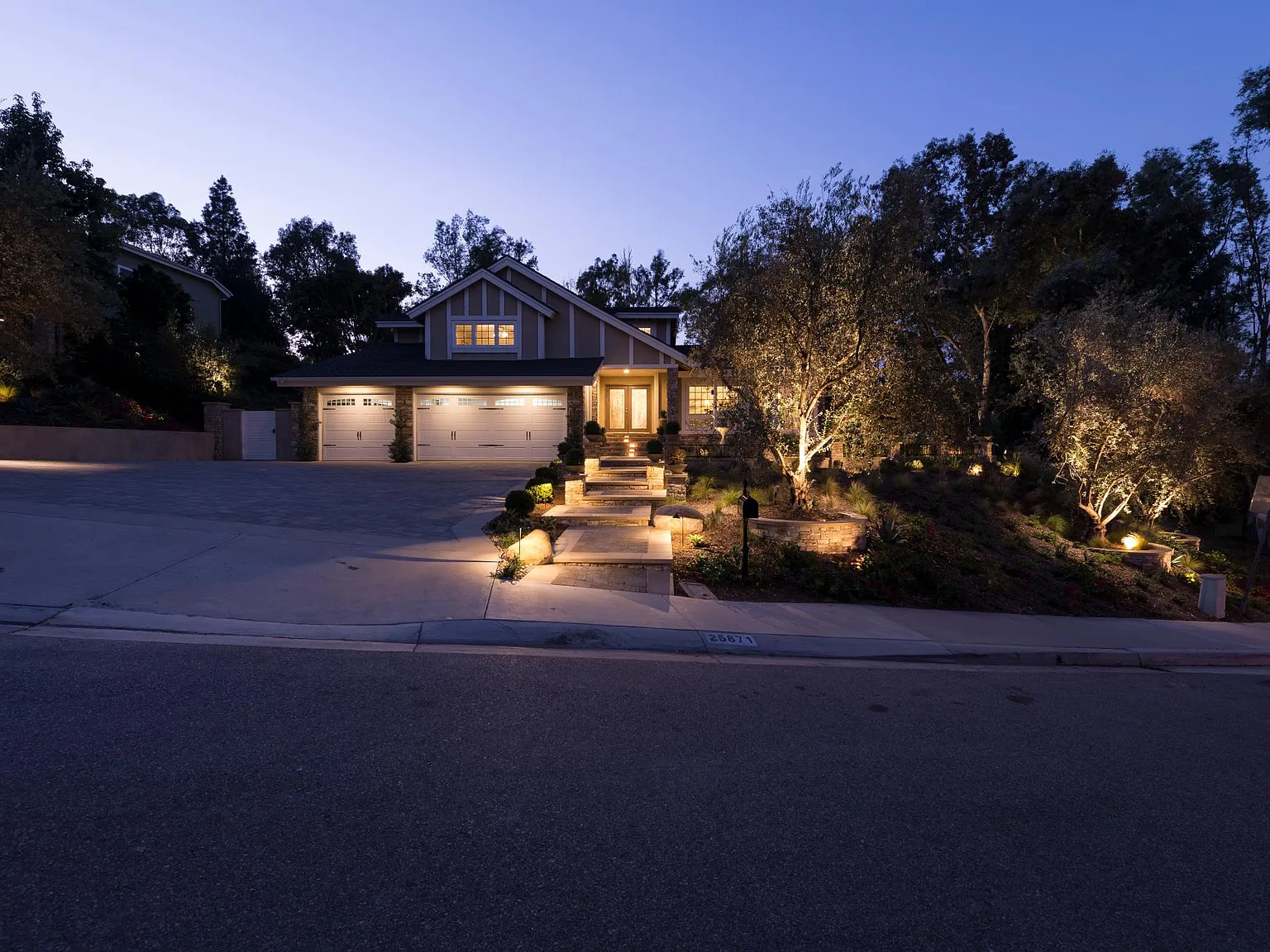 25871 Hitching Rail Rd — Photo 2