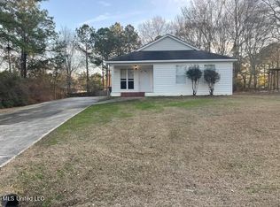 19531 Brighton Dr, Saucier, MS 39574