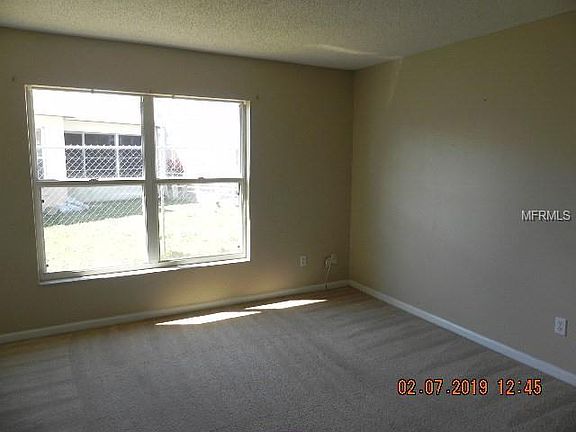4th image of 103 Crescent Ct