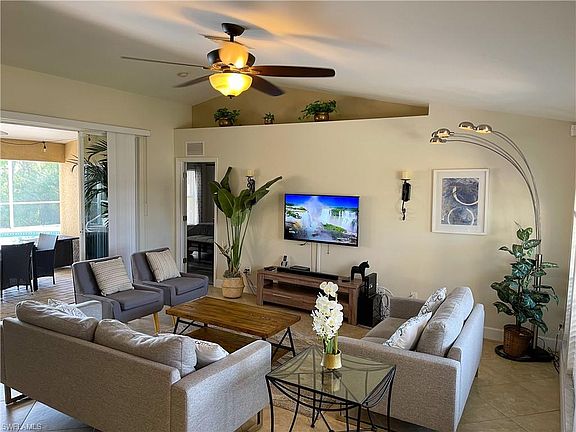 3rd image of 1300 SW 28th St