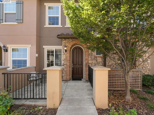 34116 Pavia Ter, Fremont, CA 94555